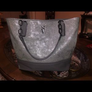 Simply Vera by Vera wang purse